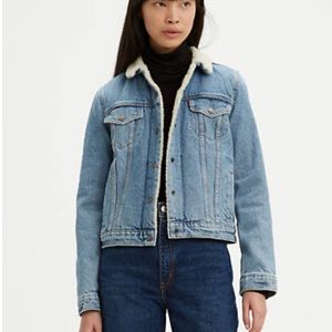 Levi’s Original Denim Sherpa Trucker Jacket XS